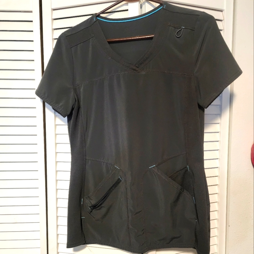 Scrub top XS
